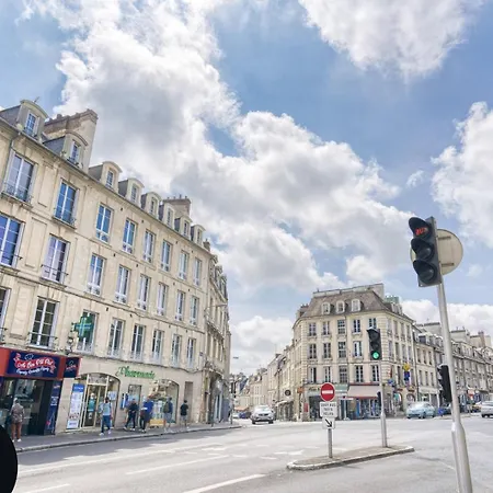 Panoramic Unique View & Private Parking * קאין