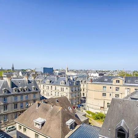 Panoramic Unique View & Private Parking דירה